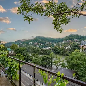 Avenue Hotel Kandy